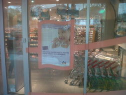 璀璨视觉，点亮品牌 波浪形水晶灯箱的魅力与增城势邦广告灯箱制品厂的专业发布